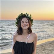 Diplomata presso liceo scientifico e laureata in psicologia, offro ripetizioni di matematica e aiuto compiti per elementari, medie e primi due anni di superiori